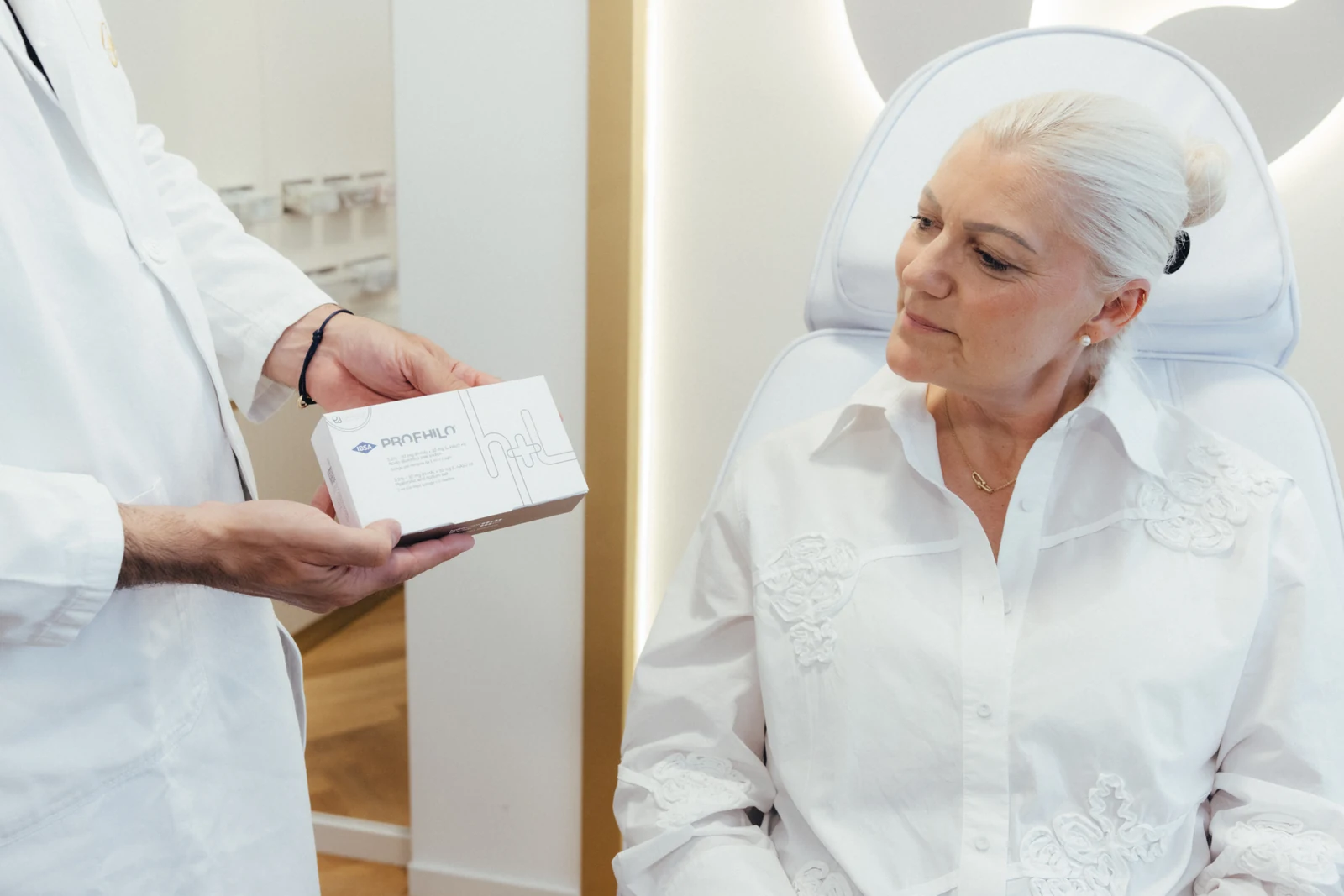 PROFHILO-Produktpräsentation in der Klinik