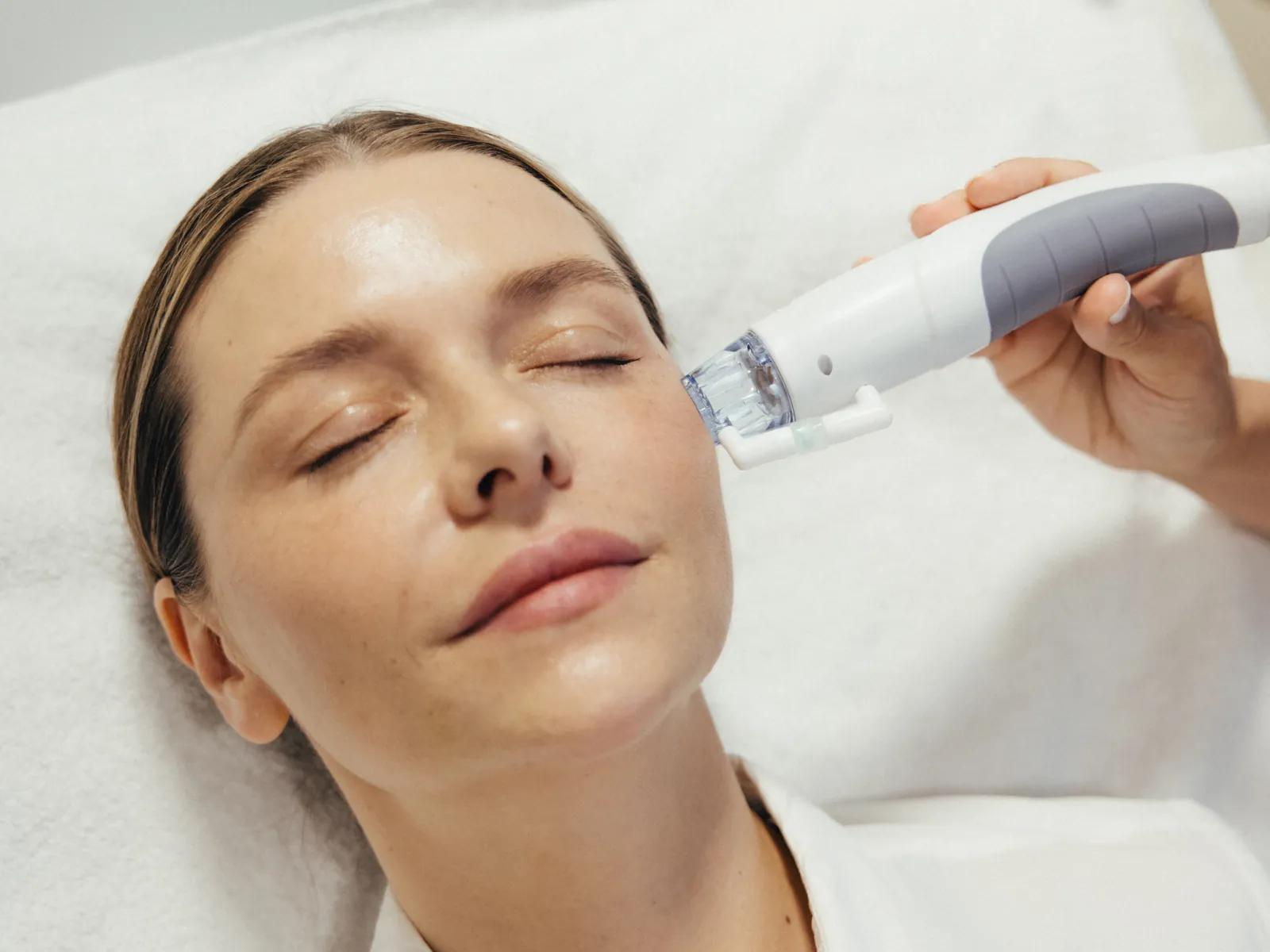 Mesoporation + Radiofrequenz treatment