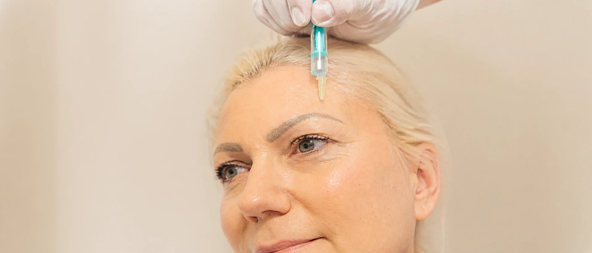 Ästhetische Behandlungen mit Botulinumtoxin – DIVINE Medica
